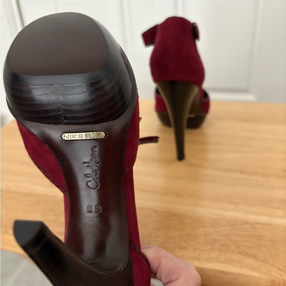 Cole Haan Nancy Air Platform Sandal. Size 6M. Zinfandel Suede Color - Picture 11 of 16